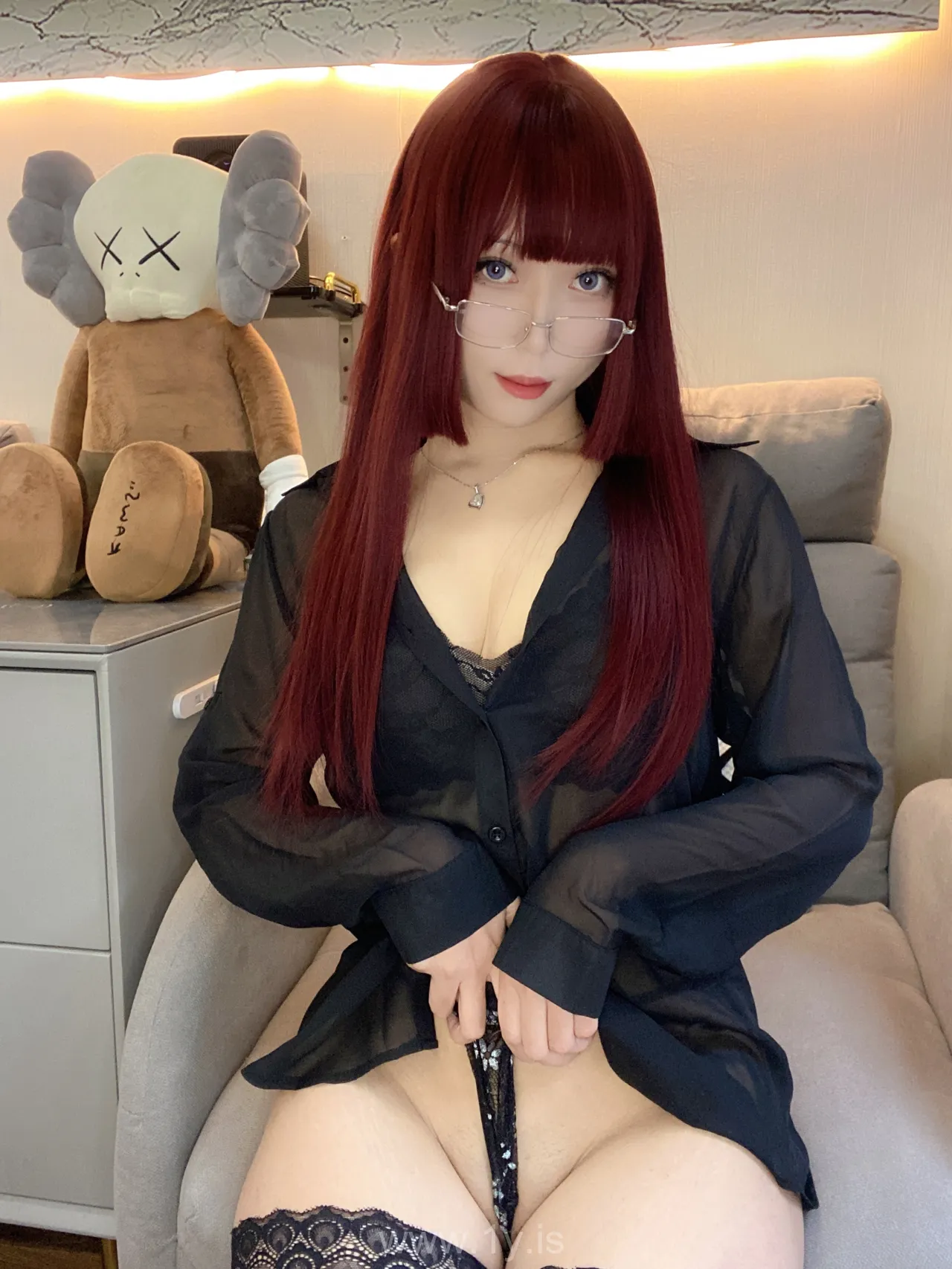 Money冷冷 NO.24 黑衬衫